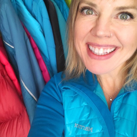 Meet your Posher, Julia - Picture 2 of 2